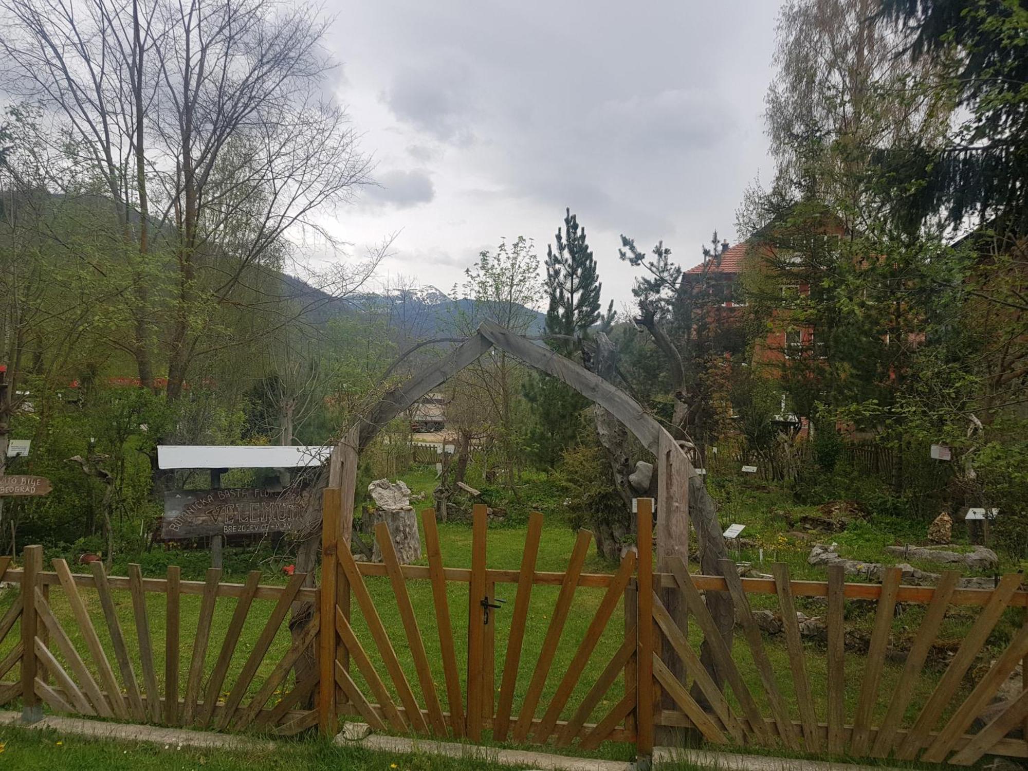 Prokletije Hotell Same Brezojevica Zewnętrze zdjęcie